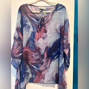 📦 Abstract Blue and Pink sheer Tunic Top